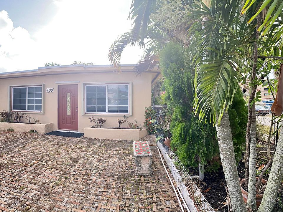 1st image of 200 NW 27th Te