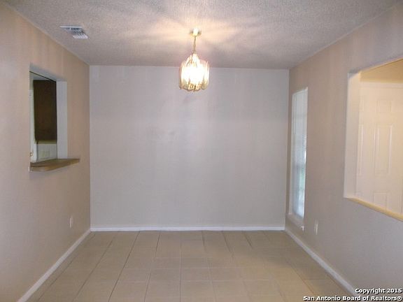 5th image of 5907 Hidden Dale St