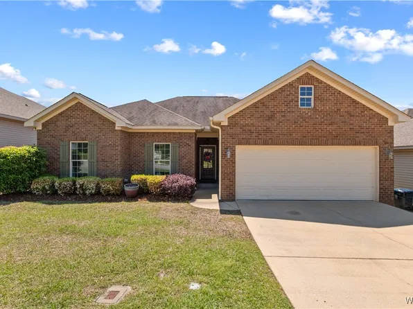 4207 Macon Cir, Northport, AL 35473
