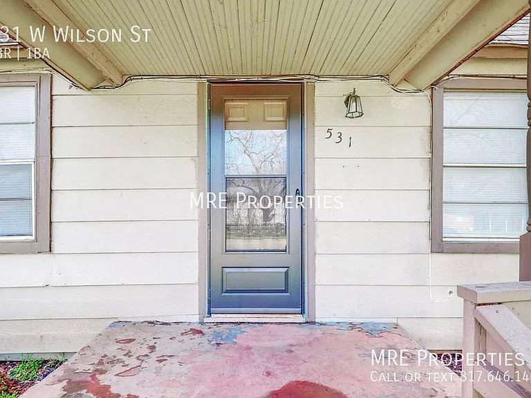 531 W Wilson St — Photo 2
