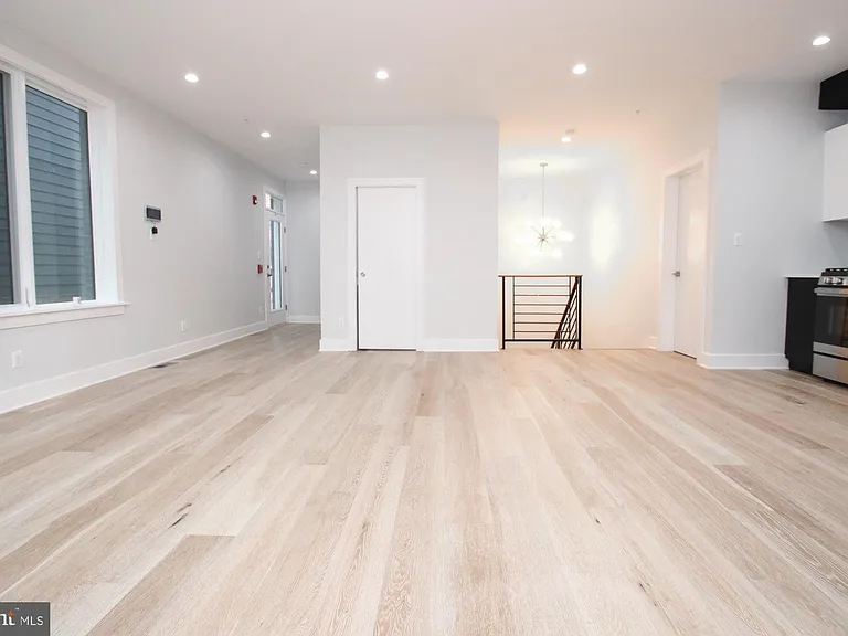 810 N Uber St #2 — Photo 12
