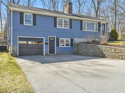 78 Grand View Rd, East Greenwich, RI, 02818