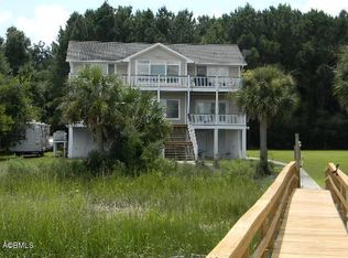 421 Eddings Point Rd, Saint Helena Island, SC 29920