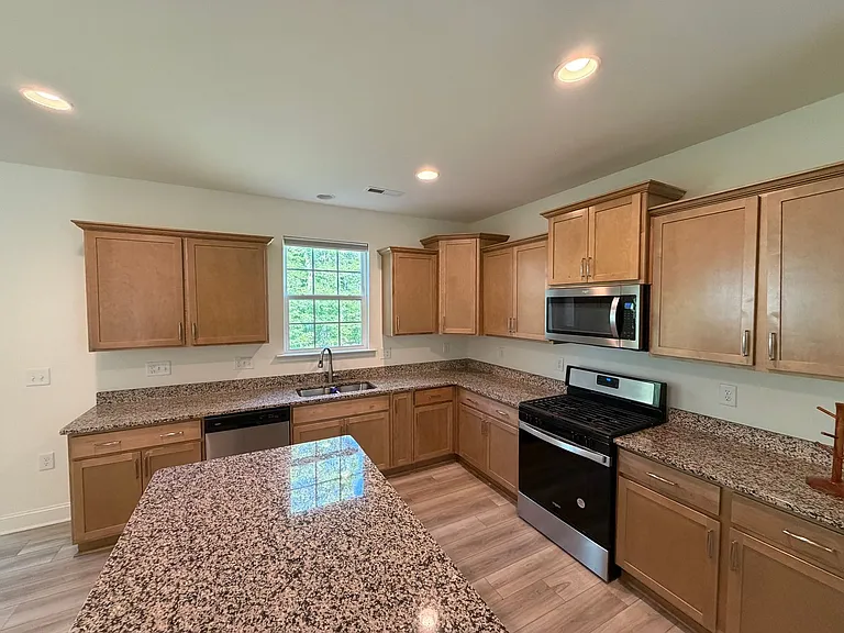 763 Heartpine Dr — Photo 12