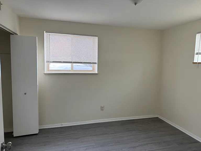 4560 E 104th St #9 — Photo 8