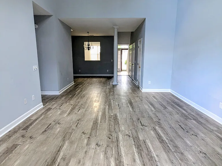 5006 Carleton Dr #63 — Photo 10