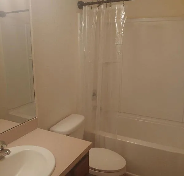 340 Servia Dr — Photo 15