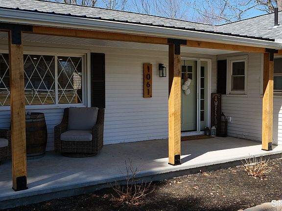 3rd image of 1061 North Street