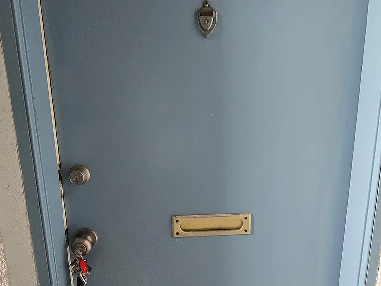 1917 Maravilla Ave #33 — Photo 4