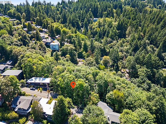 4th image of SW Sherwood Pl #53