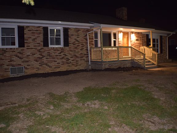 3rd image of 734 Green St