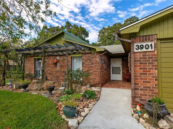 3901 Sioux Cir, Bryan, TX 77802