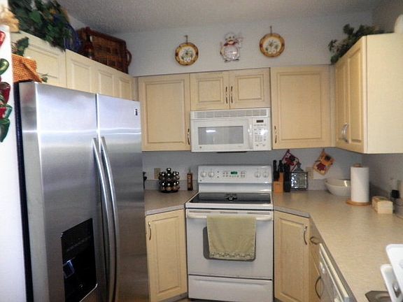 2nd image of 1300 Gulf Blvd Unit 201