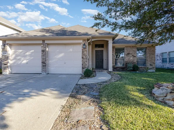 402 Sugarberry Ln, Fate, TX 75087
