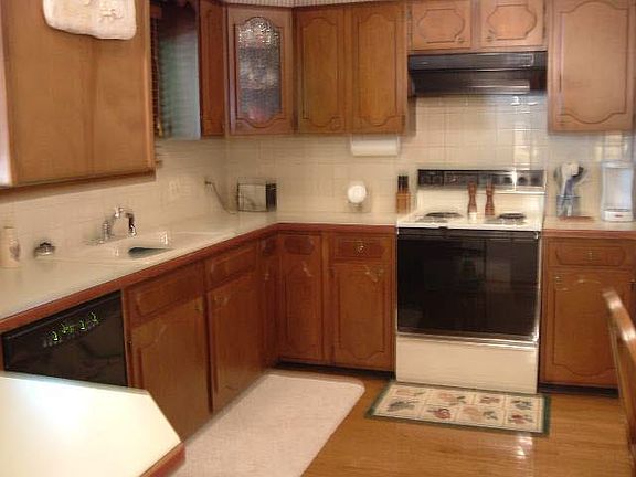 5th image of 1821 Jamaica St