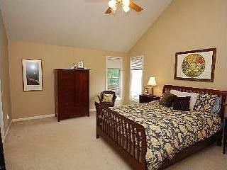 4th image of 7713 N Pomona Pl