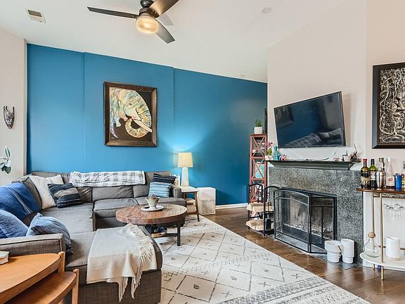 5th image of 4613 N Beacon St #2N