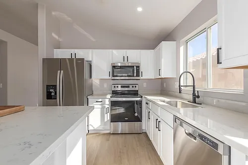 8635 W Paradise Ln Photo 1