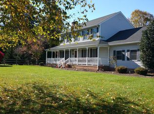 127 Montvue Ave, Mount Jackson, VA 22842