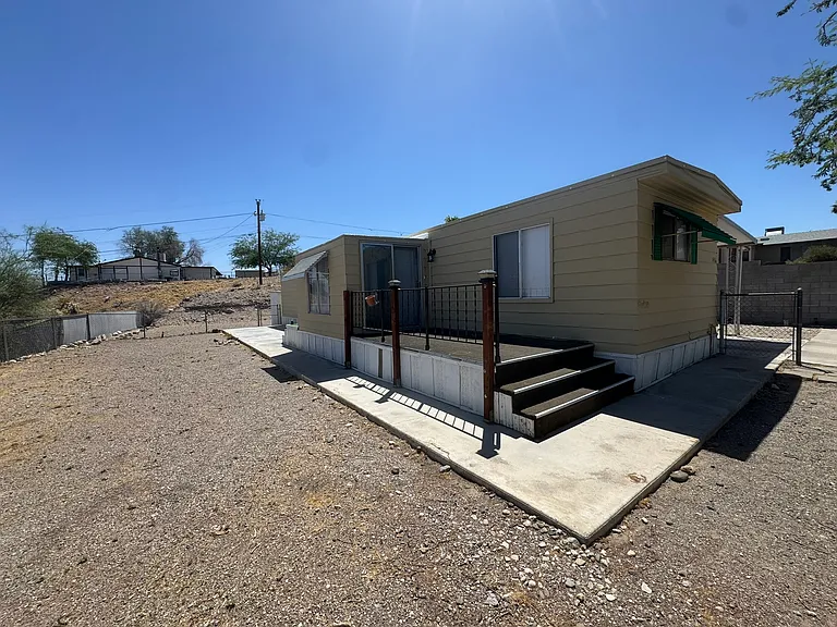 1436 Rio Vista Dr — Photo 2