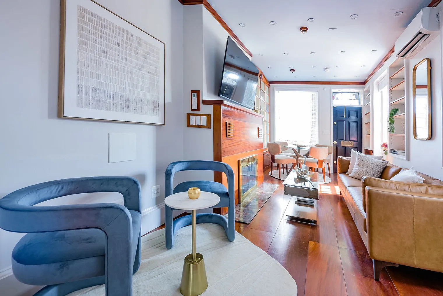 2 bed, 1.0 bath, 9256 sqft, $8,313 — Photo 3