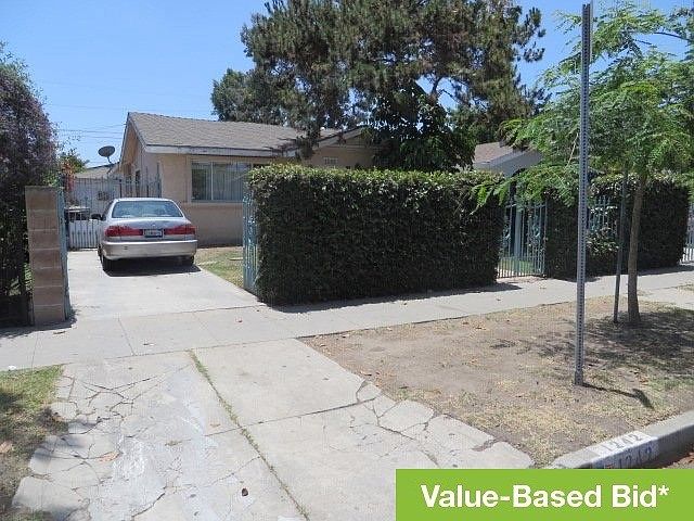 1st image of 1242 W 59th St