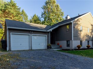 8252 W Henrietta Rd, Rush, NY 14543