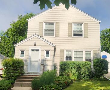 4773 N Diversey BOULEVARD, Whitefish Bay, WI, 53211