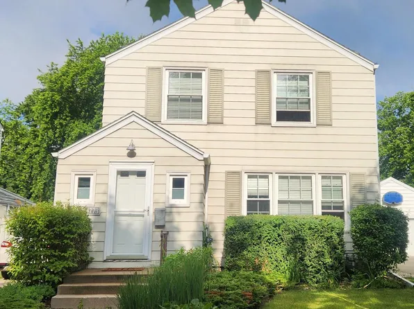 4773 N Diversey BOULEVARD, Whitefish Bay, WI 53211