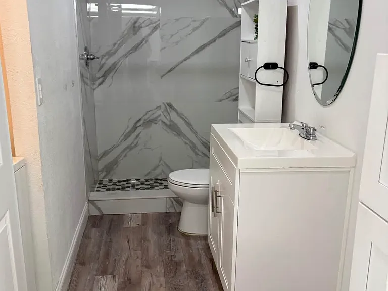 980 NW 200th Ter — Photo 6