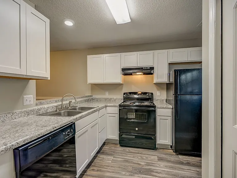 Forest Edge Townhomes — Photo 2