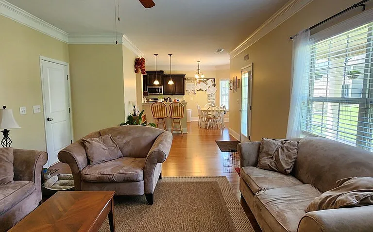910 McCathern Ave — Photo 11
