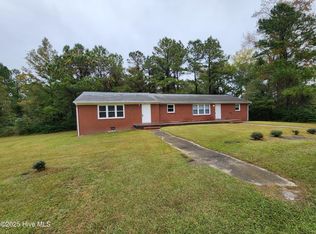 1578 Burgaw Hwy, Jacksonville, NC 28540