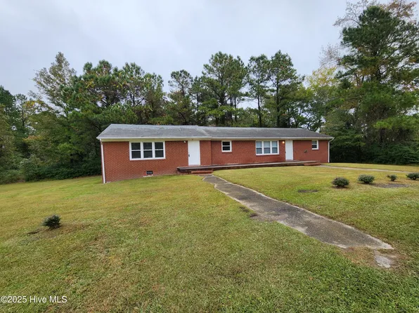 1578 Burgaw Highway, Jacksonville, NC 28540