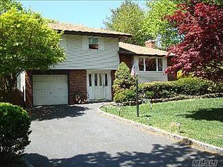1st image of 34 Howell Dr