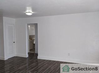 16890 NE 21st Ave #7, Miami, FL 33162