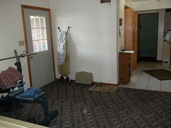 2nd image of 260 Wetzel St