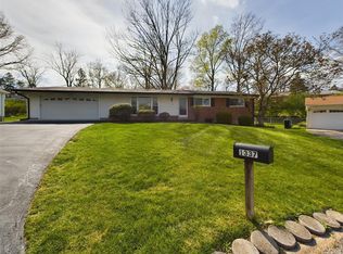 1337 Jeanne Hills Dr, Saint Louis, MO 63146