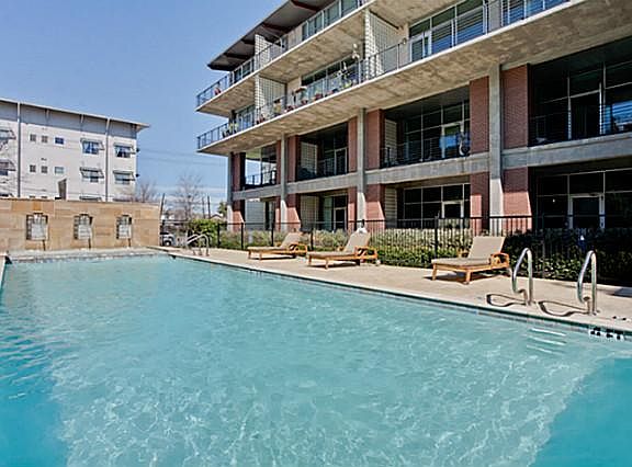 4th image of 3030 Bryan St Suite 205