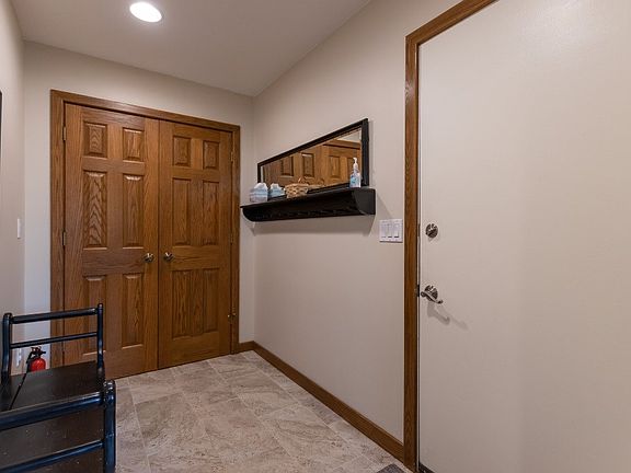 3rd image of 3801 Jade Ave