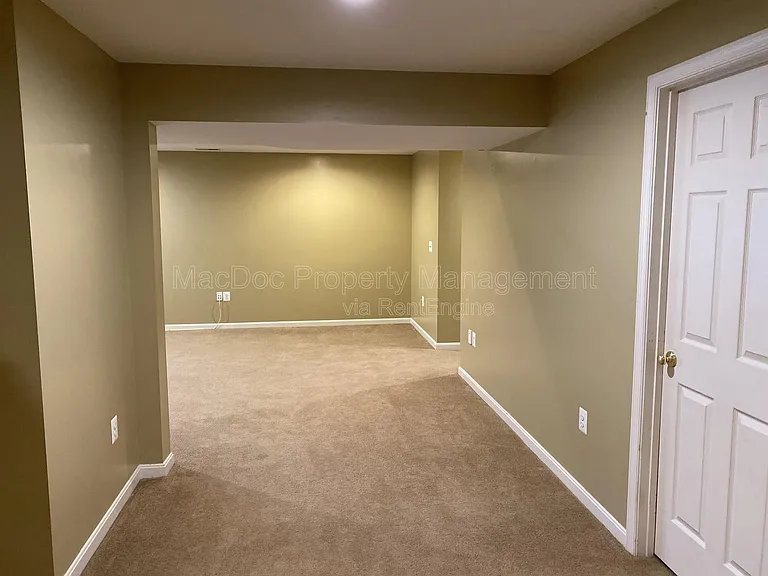 121 Riggs Rd — Photo 55