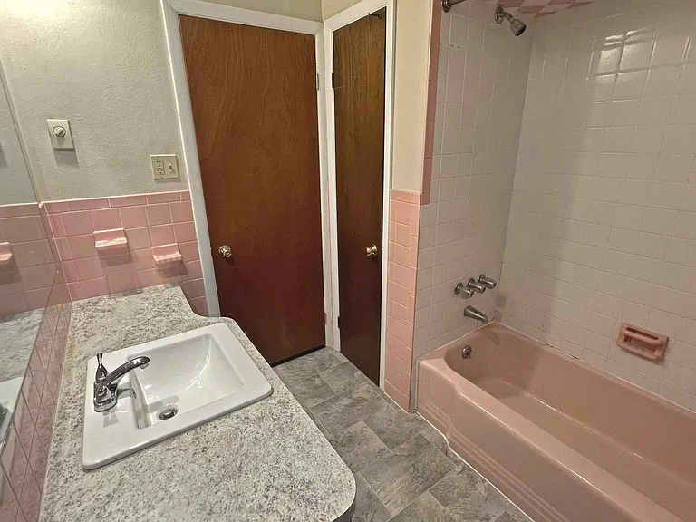5 Commercial Dr — Photo 10