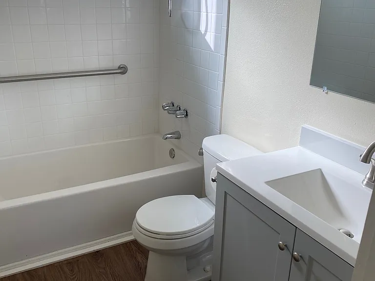 The Gardens II Apartments — Photo 18
