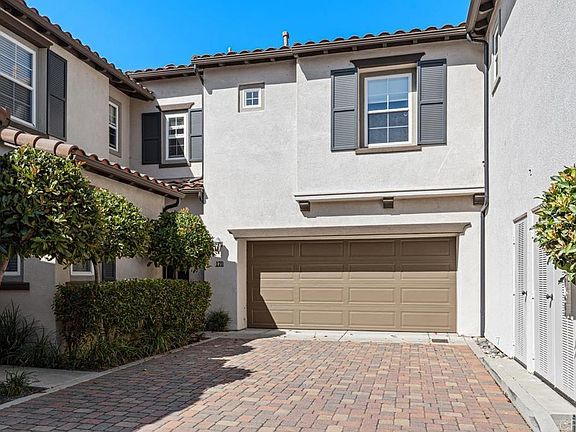 3rd image of 170 Paseo Vis