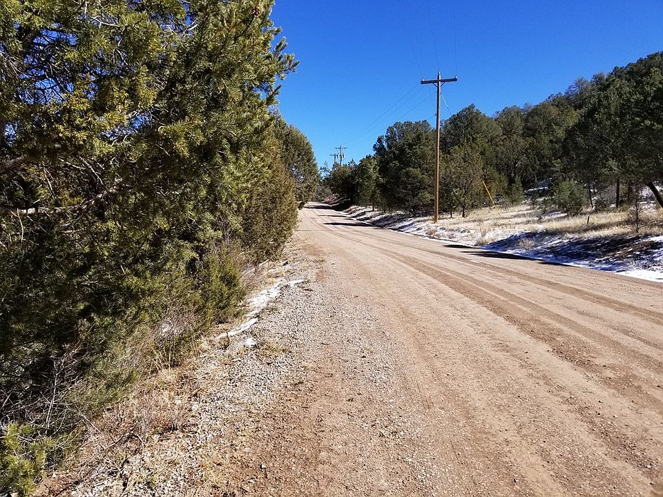2nd image of 208 Escalante Dr