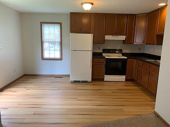Eating area in kitchen