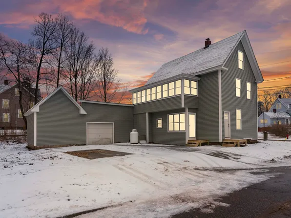 42-44 Grove Street, Rochester, NH 03868