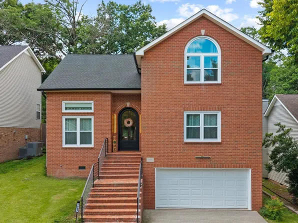 1009 Elmshade Ln, Nashville, TN 37211