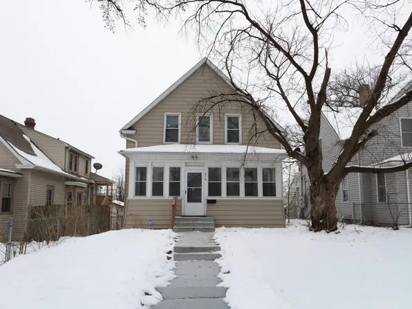 678 Hawthorne Ave E, Saint Paul, MN 55106