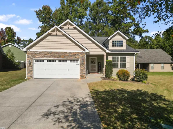 5 Bellerive Pl, Simpsonville, SC 29681